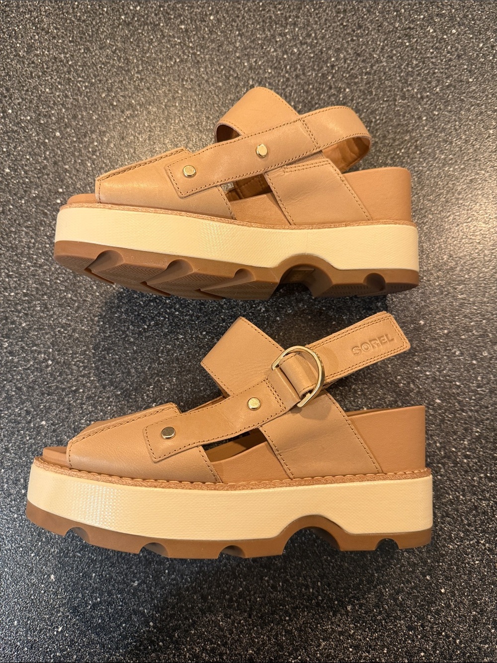 Women’s Like New Sorel Joanie Tan Leather Double-Strap Slingback Wedges - size 7 - Picture 3 of 8